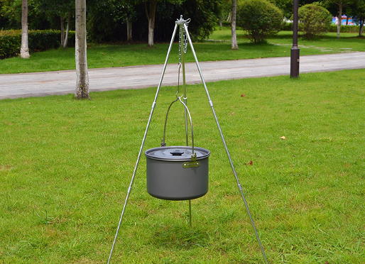 Camping outdoor campfire tripod